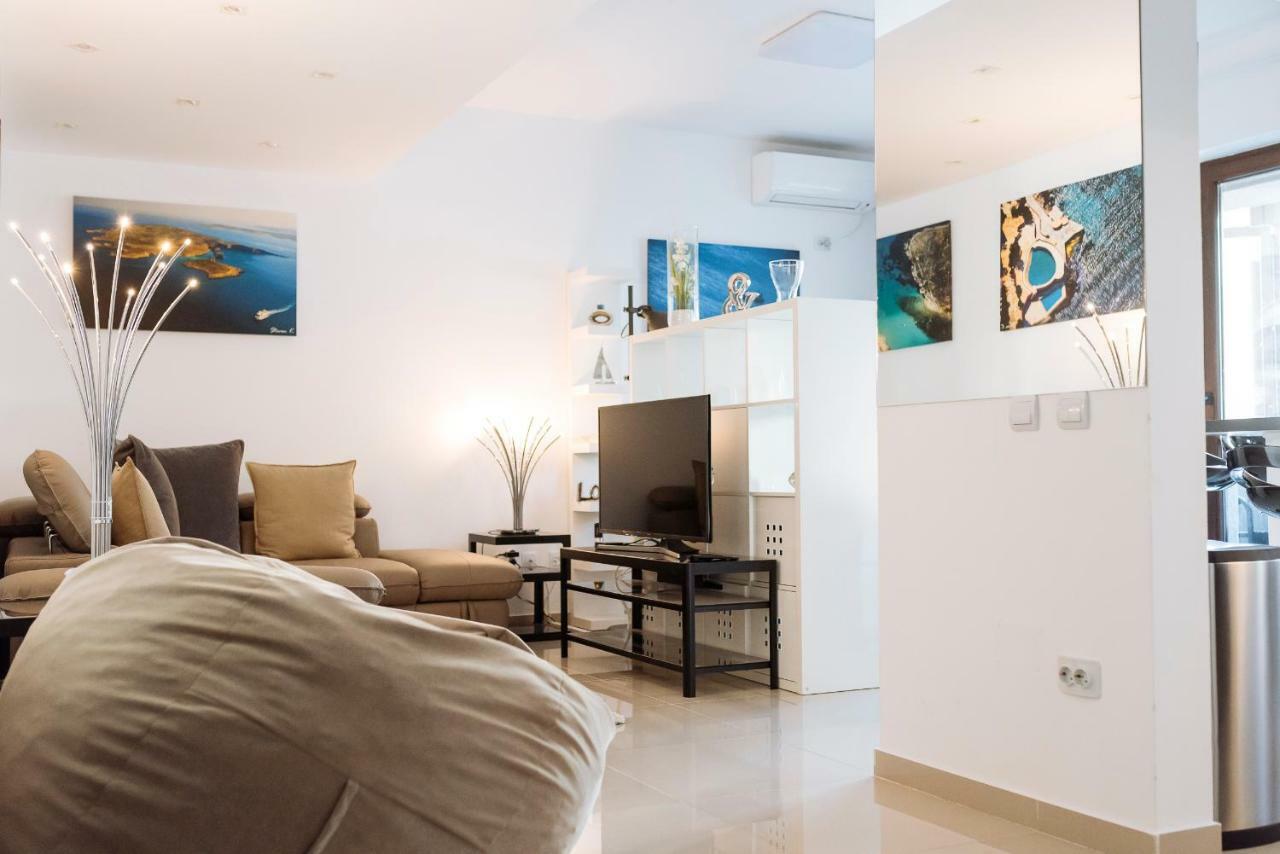 شقة Luxury Flat 8 Near Metro بوخارست المظهر الخارجي الصورة